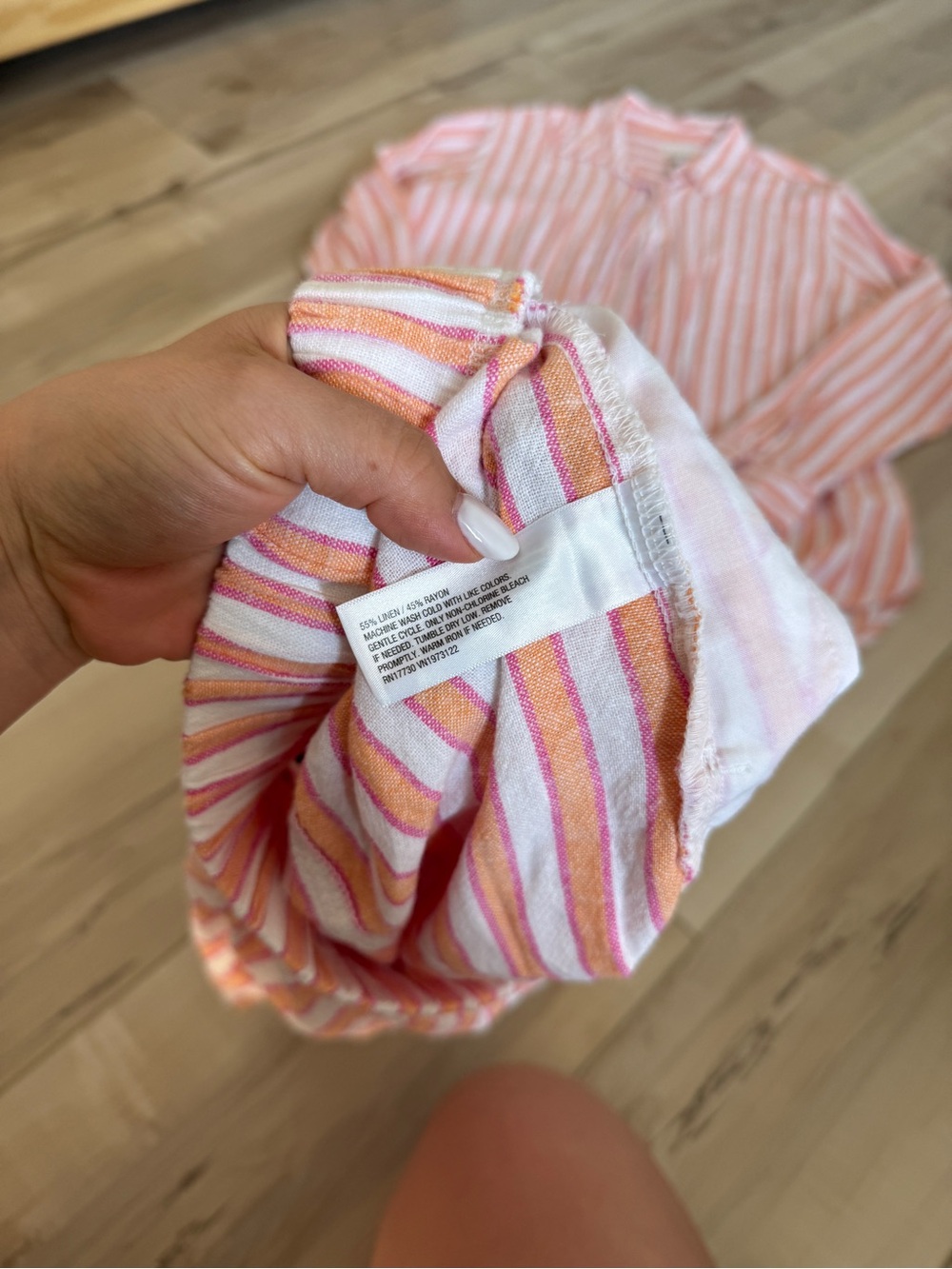 Striped Linen Set - Picture 5 of 10